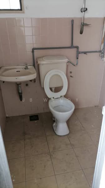 2-storey Terraced House for Sale in Taman Desa Cemerlang (Ulu Tiram) - JB Wendy - Bathroom - PropertyGuru.com.my