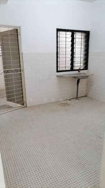 2-storey Terraced House for Sale in Taman Desa Cemerlang (Ulu Tiram) - JB Wendy - Interior - PropertyGuru.com.my
