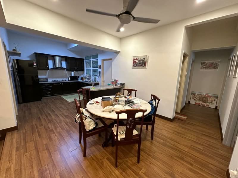 Kondominium untuk Dijual di Sterling - Lester Lee - Kitchen - PropertyGuru.com.my