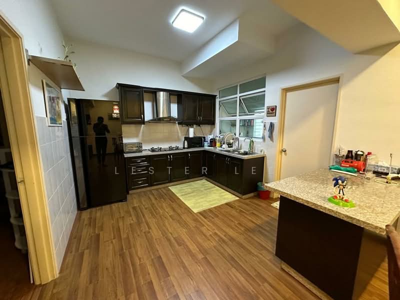 Kondominium untuk Dijual di Sterling - Lester Lee - Kitchen - PropertyGuru.com.my