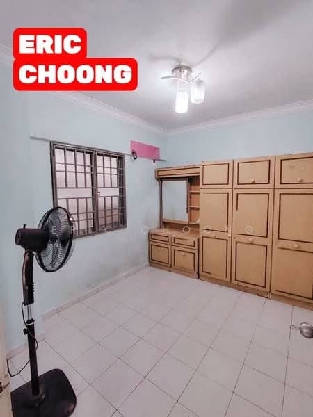 Pangsapuri untuk Dijual di Sri Impian Apartment - Eric Choong - Bedroom - PropertyGuru.com.my