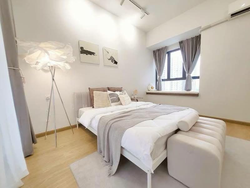 Kondominium untuk Dijual di Royal Strand @ Country Garden Danga Bay - Chris Liew - Bedroom - PropertyGuru.com.my