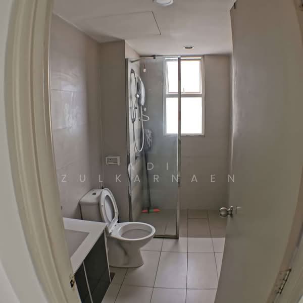 Service Residence for Sale at Menara U - Adi Zulkarnaen - Bathroom - PropertyGuru.com.my