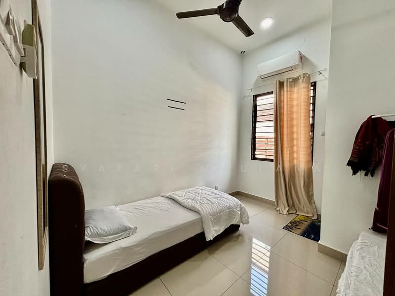 2-storey Terraced House for Sale in Alam Impian (Shah Alam) - Syafari Maulana - Bedroom - PropertyGuru.com.my
