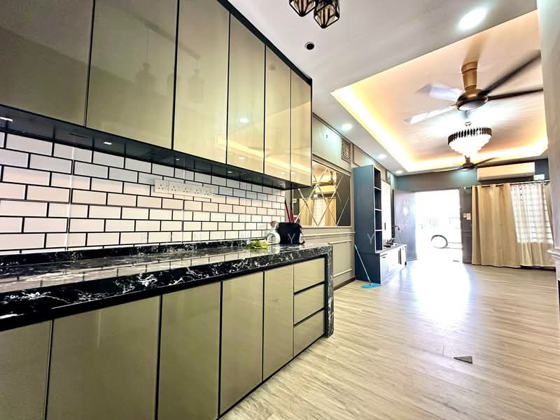 Rumah Teres untuk Dijual di Kuala Selangor (Selangor) - Banin Yahya - Kitchen - PropertyGuru.com.my