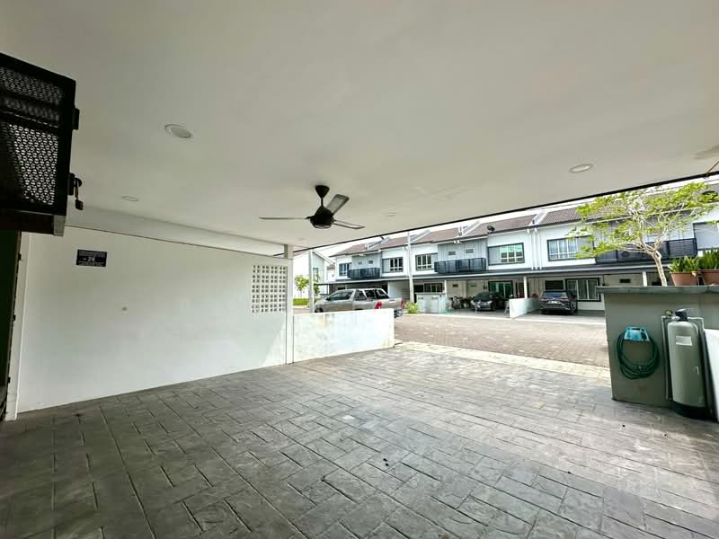 Rumah Teres untuk Dijual di Kuala Selangor (Selangor) - Banin Yahya - Exterior - PropertyGuru.com.my