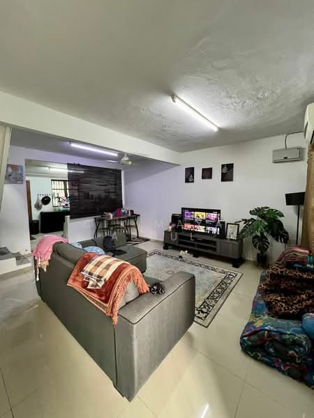 Rumah Teres 2 Tingkat untuk Dijual di Ampang Jaya (Ampang) - Cik Maya Abdul - Living Room - PropertyGuru.com.my