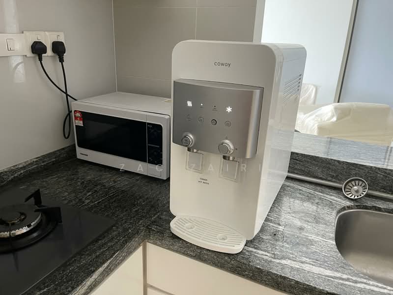 Servis Apartment untuk Disewa di Sapphire Paradigm - Zac Zairi - Kitchen - PropertyGuru.com.my