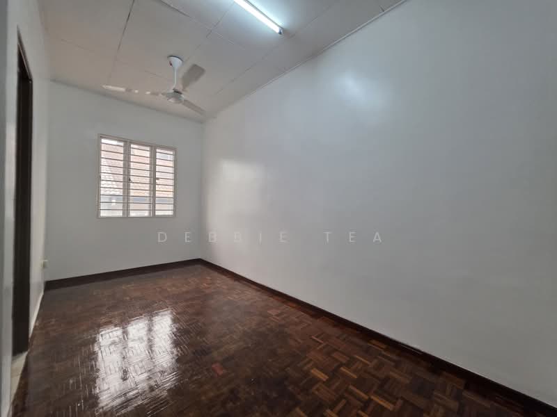 2-storey Terraced House for Sale in Denai Alam (Shah Alam) - Debbie Tea - PropertyGuru.com.my