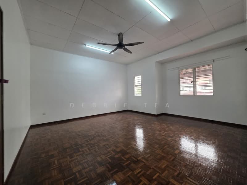 2-storey Terraced House for Sale in Denai Alam (Shah Alam) - Debbie Tea - PropertyGuru.com.my