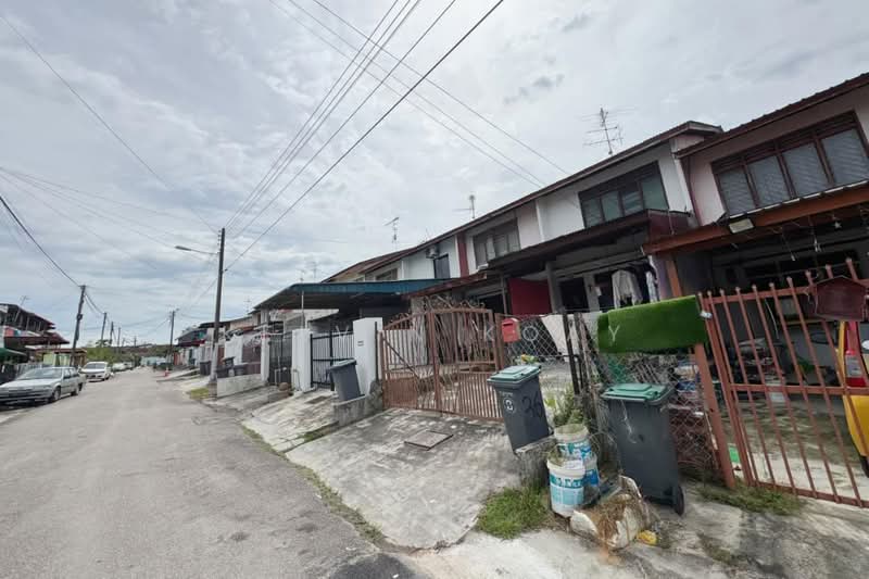 Rumah Teres 2 Tingkat untuk Dijual di Taman Johor Jaya (Johor Bahru) - Kelvin Koay - Exterior - PropertyGuru.com.my