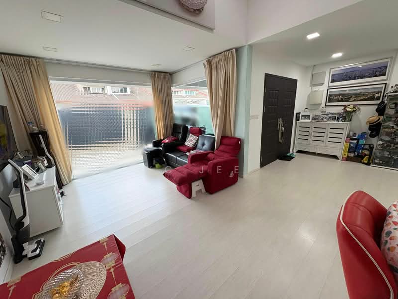 1.5-storey Terraced House for Sale in Kuching (Sarawak) - KC Jee - PropertyGuru.com.my