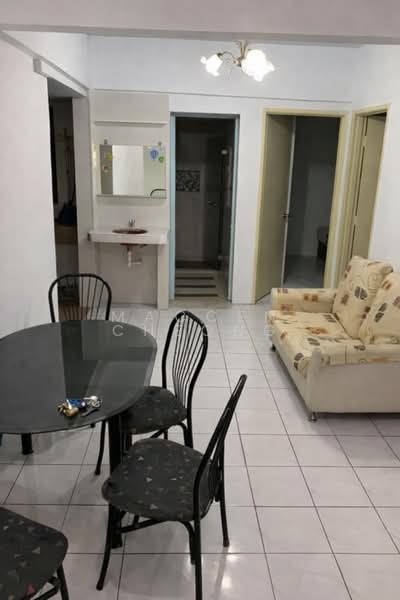 Pangsapuri untuk Disewa di Pangsapuri Vista Serdang - Maccen Cheong - Living Room - PropertyGuru.com.my