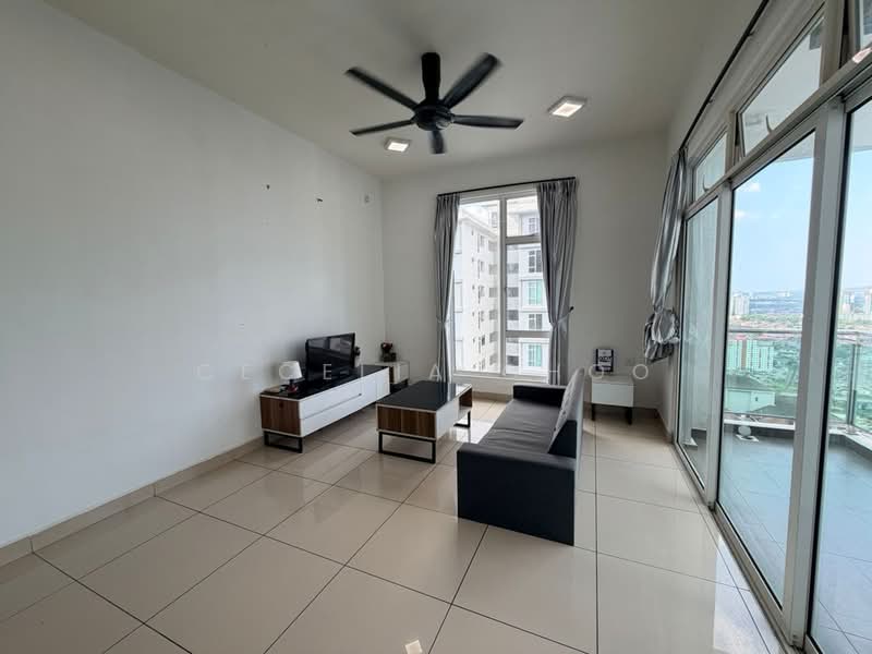 Kondominium untuk Disewa di M Condominium @ Larkin - Cecelia Choo - Living Room - PropertyGuru.com.my