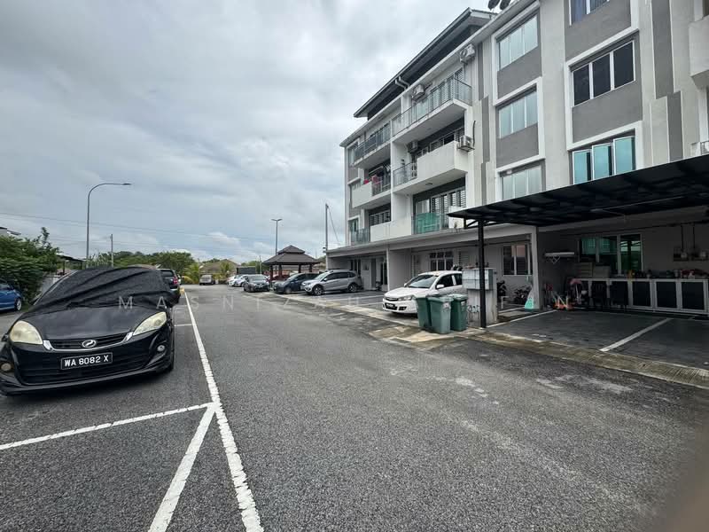 Townhouse for Sale in Semenyih (Selangor) - Masnizah Arifin - Exterior - PropertyGuru.com.my
