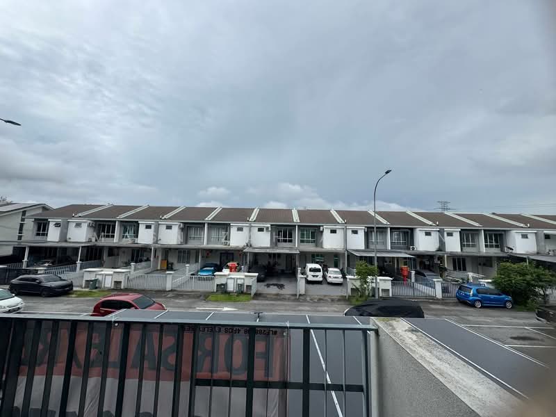 Townhouse for Sale in Semenyih (Selangor) - Masnizah Arifin - Exterior - PropertyGuru.com.my