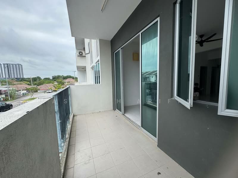 Townhouse for Sale in Semenyih (Selangor) - Masnizah Arifin - Balcony - PropertyGuru.com.my