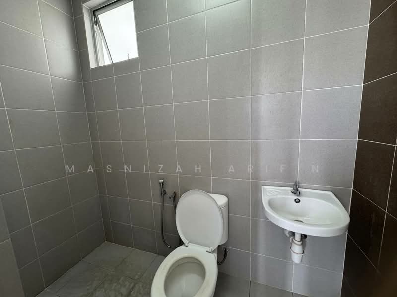 Townhouse for Sale in Semenyih (Selangor) - Masnizah Arifin - Bathroom - PropertyGuru.com.my