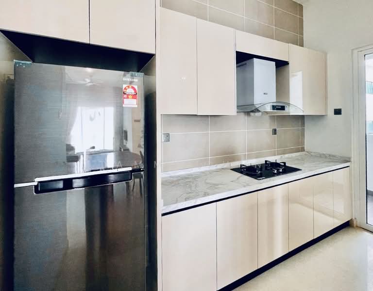Service Residence for Sale at TriTower Residence @ Johor Bahru Sentral - Tammy Chin - Kitchen - PropertyGuru.com.my