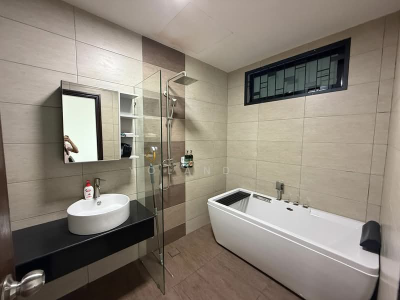 Service Residence for Sale at Molek Regency - Yoland . - Bathroom - PropertyGuru.com.my