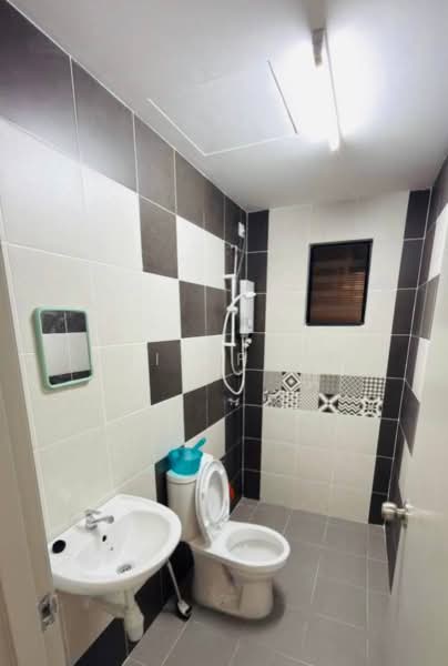 Service Residence for Rent at Residensi Emas - Philip Ng - Bathroom - PropertyGuru.com.my