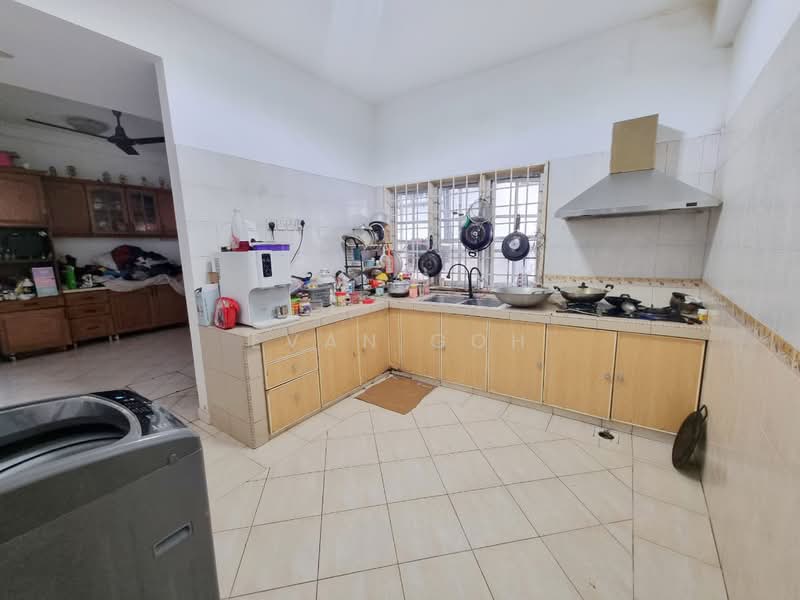 Rumah Teres untuk Dijual di Bandar Kinrara Seksyen 1 (Bandar Kinrara) - Evan Goh - Kitchen - PropertyGuru.com.my
