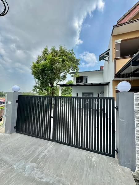 Rumah Teres 2 Tingkat untuk Dijual di Taman Rinting (Masai) - Kino Jaw - Exterior - PropertyGuru.com.my