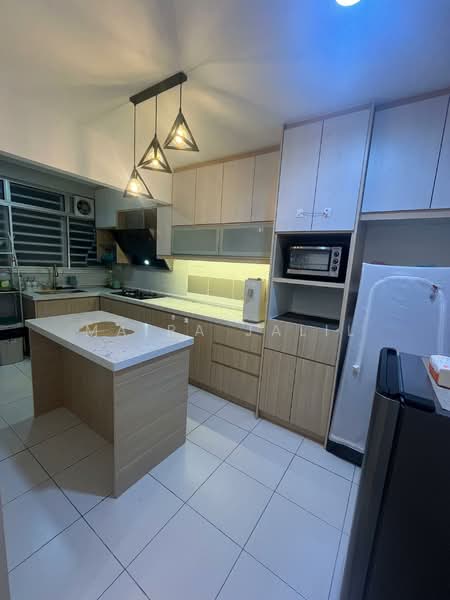 Pangsapuri untuk Disewa di Residensi Alam Damai (PR1MA @ Alam Damai) - Maira Jalil - Kitchen - PropertyGuru.com.my