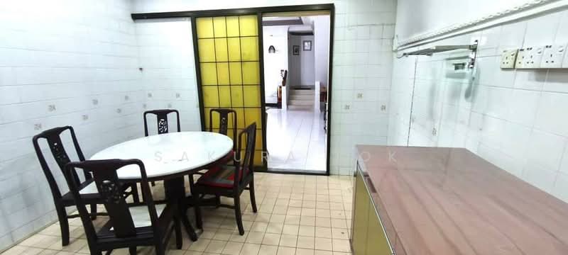 Rumah Teres 2 Tingkat untuk Disewa di Masai (Johor) - Sakura Tok - Dining Room - PropertyGuru.com.my