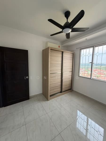 Apartment for Rent at Vista Pinggiran Apartment - Leon Fang - PropertyGuru.com.my