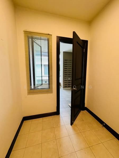 Service Residence for Rent at Villa Seavoy - Evelyn Ong - Utility Room - PropertyGuru.com.my