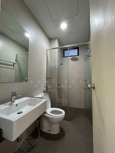 Service Residence for Rent at Atlantis Residences (Pangsapuri Atlantis Kota Syahbandar) - Danny Kuah Kim Hai - Bathroom - PropertyGuru.com.my