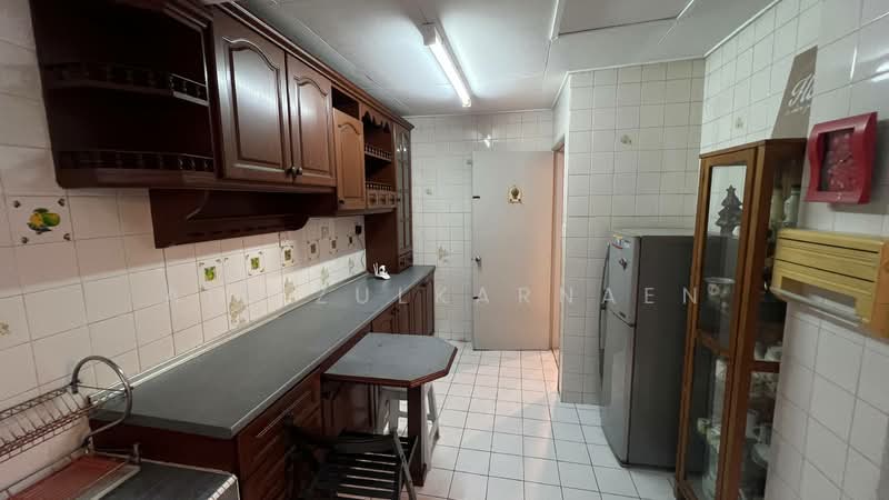 Rumah Teres 2 Tingkat untuk Disewa di Subang Jaya (Selangor) - Adi Zulkarnaen - Kitchen - PropertyGuru.com.my