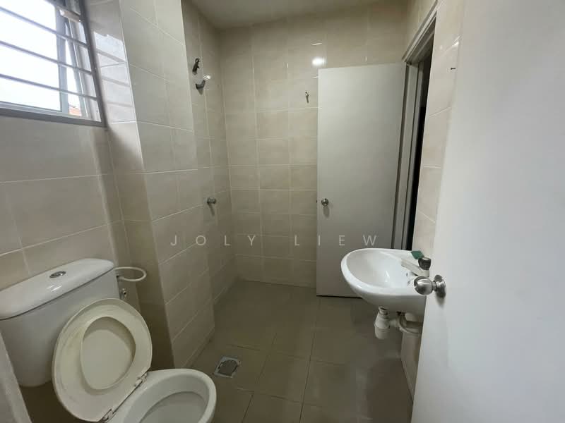 Rumah Teres 2 Tingkat untuk Dijual di Bandar Damai Perdana (Cheras) - Joly Liew - Bathroom - PropertyGuru.com.my