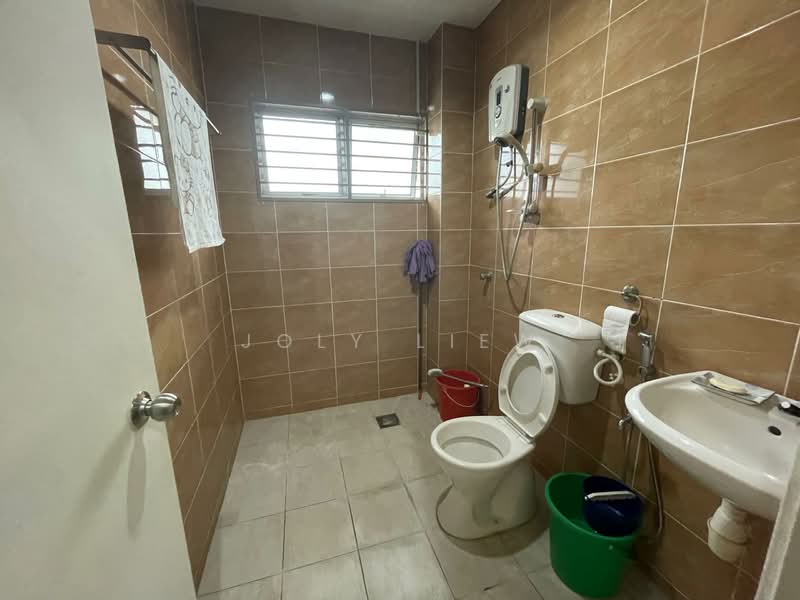 Rumah Teres 2 Tingkat untuk Dijual di Bandar Damai Perdana (Cheras) - Joly Liew - Bathroom - PropertyGuru.com.my