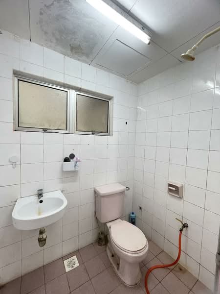 Kondominium untuk Disewa di Casa Mila Victoria - Kuan . - Bathroom - PropertyGuru.com.my