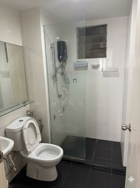 Pangsapuri untuk Dijual di Prima Tiara 1 - Kim Meng Lew - Bathroom - PropertyGuru.com.my