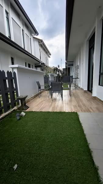 Rumah Kluster untuk Disewa di Eco Majestic (Semenyih) - TOMMY CHIENG - Exterior - PropertyGuru.com.my