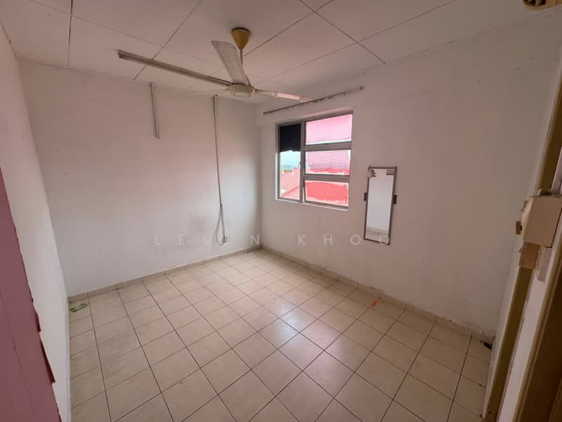 Flat for Rent at Taman Rawang Mutiara - Levin Khoo - Interior - PropertyGuru.com.my