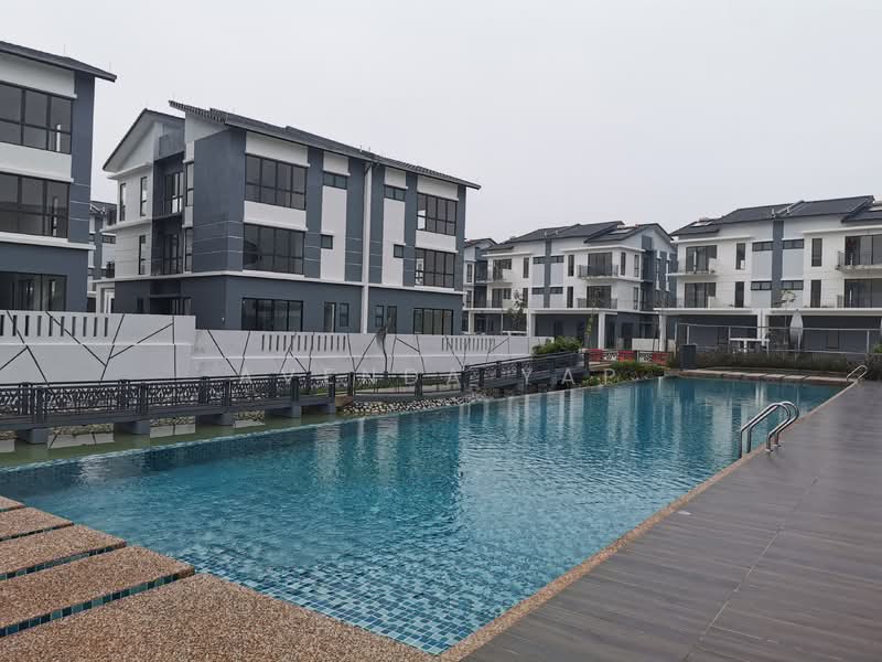 Semi-Detached House for Sale in Kwasa Damansara (Sungai Buloh) - Avenda Yap - Exterior - PropertyGuru.com.my