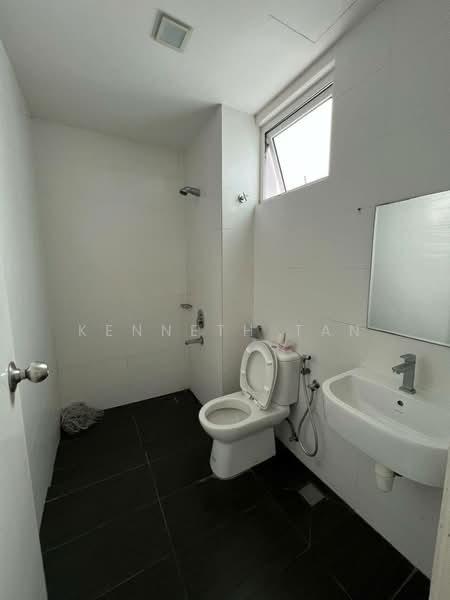 Servis Apartment untuk Disewa di Twin Galaxy (Dwi Galaksi) - Kenneth Tan - Bathroom - PropertyGuru.com.my