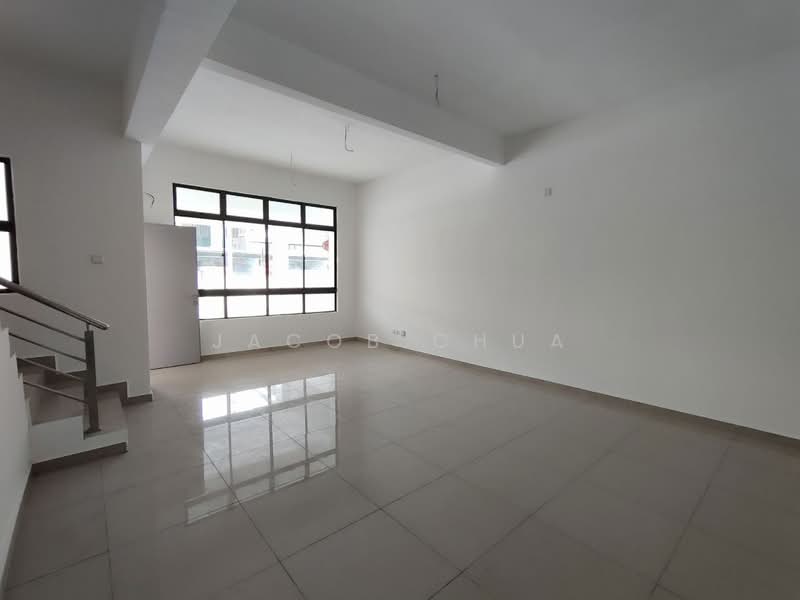 2-storey Terraced House for Sale in Taman Bestari Indah (Ulu Tiram) - Jacob Chua - Interior - PropertyGuru.com.my