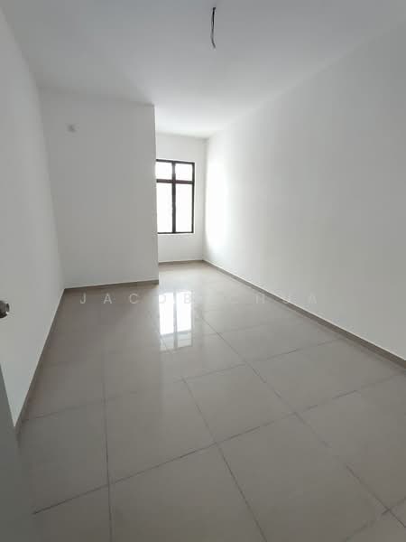 2-storey Terraced House for Sale in Taman Bestari Indah (Ulu Tiram) - Jacob Chua - Interior - PropertyGuru.com.my