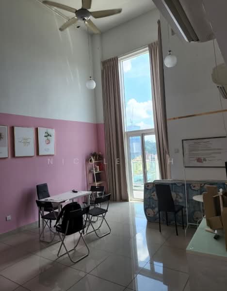 Servis Apartment untuk Disewa di The Scott Garden SOHO - Nicole Loh - Living Room - PropertyGuru.com.my