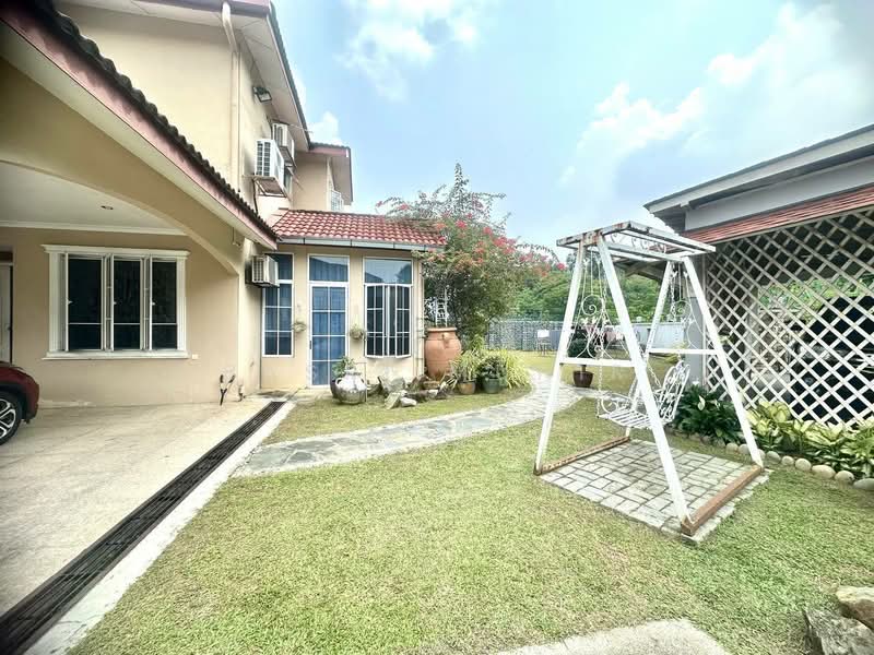 Rumah Berkembar untuk Dijual di Ukay Perdana (Ulu Kelang) - Basri Munir - Exterior - PropertyGuru.com.my