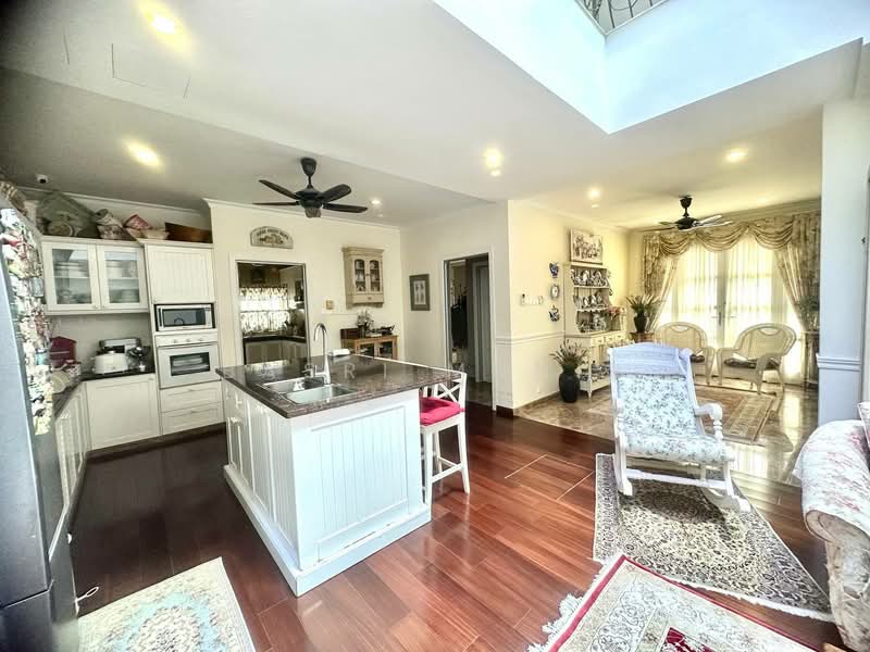 Rumah Berkembar untuk Dijual di Ukay Perdana (Ulu Kelang) - Basri Munir - Kitchen - PropertyGuru.com.my