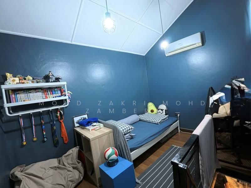 2-storey Terraced House for Sale in Taman TTDI Jaya (Shah Alam) - Mohd Zakri Mohd Zamberi - Bedroom - PropertyGuru.com.my
