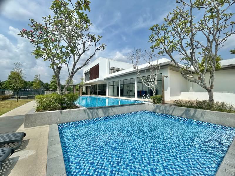 Townhouse for Sale in Dengkil (Selangor) - Ahmad Faiz - Exterior - PropertyGuru.com.my