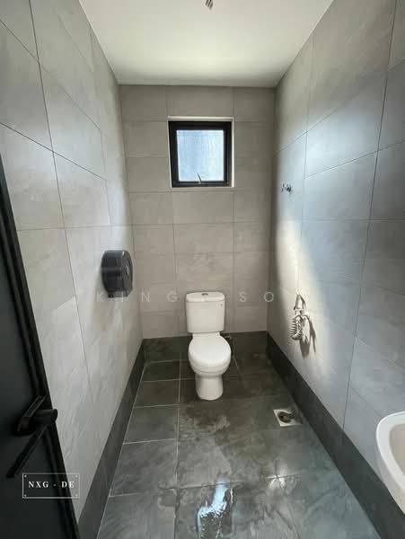 Factory for Rent in Jenjarom (Selangor) - Kings Soe - Bathroom - PropertyGuru.com.my