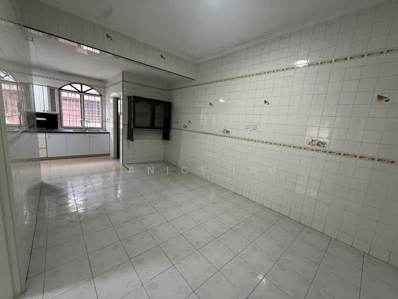 Rumah Teres 2 Tingkat untuk Dijual di Taman Overseas Union (Taman Oug) (Jalan Klang Lama (Old Klang Road)) - Janice Lau - Kitchen - PropertyGuru.com.my